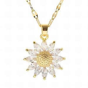 Gold Daisy Pendant Necklace